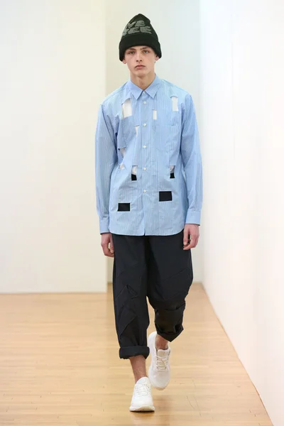 Look 8